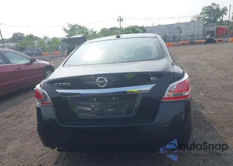 2015 Nissan Altima 2.5 Sl from USA, damaged, VIN 1N4AL3AP4FN356509